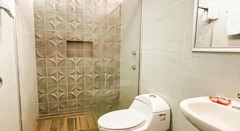 Hotel Portonovo Plaza Expo